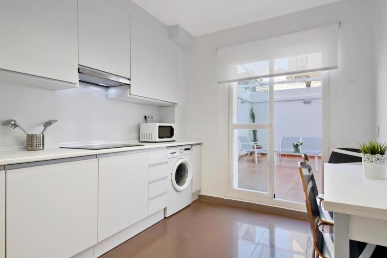 Amplio Piso Con Terraza Leilighet Málaga Eksteriør bilde